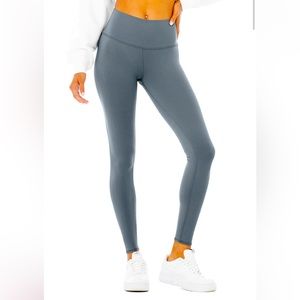 ALO Yoga High-Waist Airbrush Legging